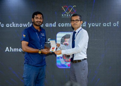 ވައްކަންކުރި މީހާ ހުއްޓުވި ސްޓެލްކޯގެ މުވައްޒަފުންނަށް "މެޑެލް އޮފް ބްރޭވަރީ" ދީފި