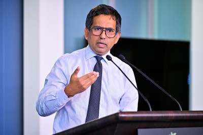 ޑިވެލޮޕްމަންޓް ބޭންކުގެ މަސައްކަތް ޝެޑިއުލާ އެއްގޮތަށް ކުރިއަށް އެބަދޭ: ސައީދު