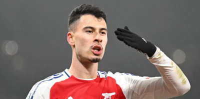 ވިލާއިން ފަހަތުން އަރާ އާސެނަލް ހިފަހައްޓާލައިފި