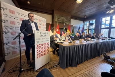 9 ގައުމެއް ގުޅިގެން ފަލަސްތީނުގެ ހައްގުގައި ބައިނަލްއަގްވާމީ މައިދާނުގައި ވަކާލާތު ކުރުމަށް ޖަމާއަތެއް އުފައްދައިފި