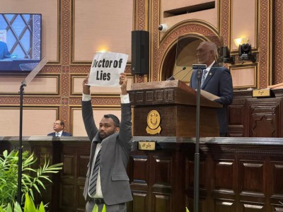 މީކާއިލްގެ ޕޯސްޓު ޑިލީޓްކުރީ މިނިސްޓްރީން ޕްރެޝާކޮށްގެނެއް ނޫން، ފެންނަން ނުޖެހޭ އަމަލުތައް ފެނުމުން: ސްކޫލު