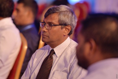 އުއްތަމަ ފަނޑިޔާރު ރިޓަޔާ ކުރައްވާނެކަމުގެ އިޝާރާތެއް ދެއްވައިފި