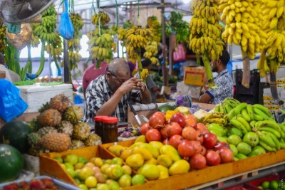 ރޯދައަށް ކާބޯތަކެތީގެ އަގުތައް އުފުލޭނެ: ވިޔަފާރިވެރިން