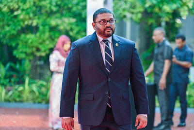 "އައްޑޫ މީހުންނަކީ ތިމަންނައާ ބެހޭބައެއް ނޫން"ކަމަށް ޣައްސާން ވިދާޅުވިކަމަށް ތުހުމަތުކޮށް، ރައީސަށް ސިޓީއެއް