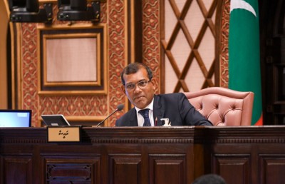 ގާނޫނުއަސާސީ އިސްލާހުކުރެވޭނީ މަޖިލީހަށް، ބަދަލުކުރެވޭނީ ރައްޔިތުންނަށް: ނަޝީދު