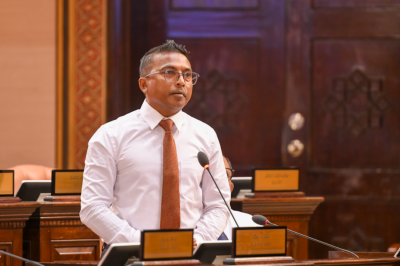 މަޖިލީހުގެ ދައުރު ކުރުކޮށް، ރޯދަމަހު ޗުއްޓީއަށް ދާން ހުށަހަޅައިފި
