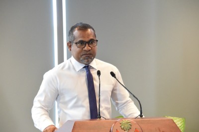 ފޮރިން މިނިސްޓްރީގެ ސިޔާސީ މުވައްޒަފުންގެ އަދަދު ގާނޫނު ހުއްދަކުރާ ވަރަށް ވުރެ އިތުރު