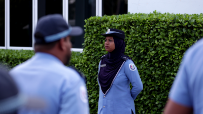 ކޮމާންޑަރަކަށް ހުންނަވައި ޝިއުނާ ސާބިތު ކޮށްދެއްވަނީ އަންހެނުންނަށް ވާނެކަން!