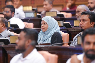 ޕީއެންސީގެ ބައެއް މެންބަރުން ވެސް ދެކޮޅު ހަދަނިކޮށް ފަނޑިޔާރުން މަދުކުރާ ބިލު ކޮމިޓީއަށް