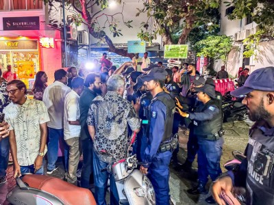 އެމްޑީޕީން ފެށި އިހުތިތާޖު ހޫނުވެ، ފުލުހުންނާ ކުރިމަތިލުންތަކެއް ހިނގައިފި