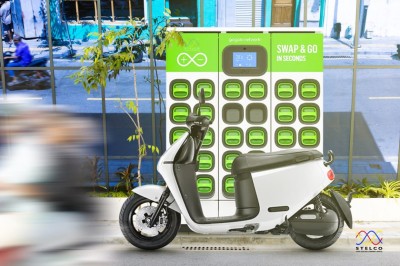 އިލެކްޓްރިކް އުޅަނދު ޗާޖު ކުރެވޭ ނިޒާމާއެކު، އިލެކްޓްރިކް ސައިކަލުތަކެއް ސްޓެލްކޯއިން ގެންނަނީ