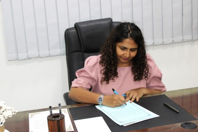 ޖޭއެސްސީގައި އަޒްމިރަލްދާ ވިދާޅުވީ ނުފޫޒު ފޯރުވަން އުޅުނީ އޭނާއަށް ކަމަށް