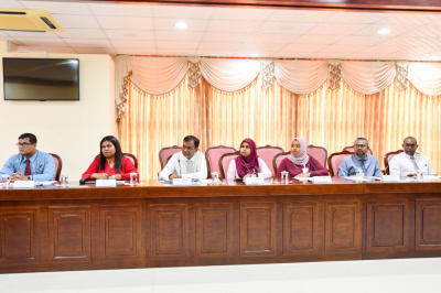 ސިވިލް ސާވިސްއިން ރިޓަޔާވެފައި ދައުލަތުގެ އެހެން ވަޒީފާއަކަށް ދިއުން ހަމައެއް ނުޖެހޭ: ސީއެސްސީ