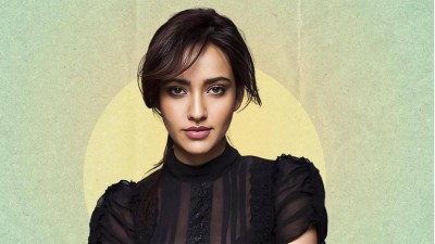 ބޮލީވުޑް ބަތަލާ ނެހާ ޝަރުމާ ރާއްޖޭގައި