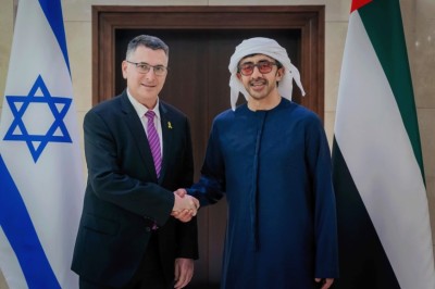 ގުޅުންތައް ބަދަހި ކުުރުމަށްޓަކައި އިސްރާއީލުގެ ޚާރިޖީ ވަޒީރު ޔޫއޭއީ އަށް!