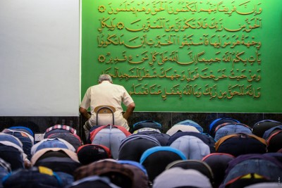 އަޅުކަމަކީ މޫސުމީ ކަމެއް ނޫން، ރޯދަމަސް ނިމުނަސް އަޅުކަމުގައި ދެމިތިބެންޖެހޭ: ޚުތުބާ