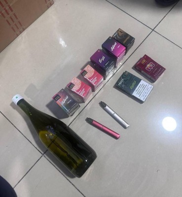 ގިނަ ވޭޕު ކާޓްރިޖްތަކަކާއި ދެ ނެނޯސްޓިކާއި، ބަނގުރަލާއެކު ބަޔަކު ހައްޔަރުކޮށްފި