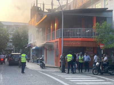 ހުޅުމާލެ ރެސްޓޯރެންޓެއްގައި އަލިފާނުގެ ހާދިސާއެއް ހިނގައިފި