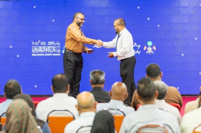 ޒަކާތު ފަންޑުގެ ފަރާތުން، ރާއްޖެއާއި ރާއްޖޭން ބޭރުން ކިޔެވޭ 50 ސްކޮލާޝިޕްގެ ފުރުސަތު