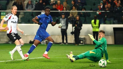 ކޮންފަރެންސް ލީގުގެ ސެމީ ފައިނަލުން ޗެލްސީ ޖާގަ ހޯދައިފި