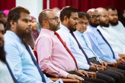 އެއްވެސް މީހަކު އަމިއްލަ އަމިއްލައަށް ޢީދު އިއުލާނު ނުކުރަން އެދެފި