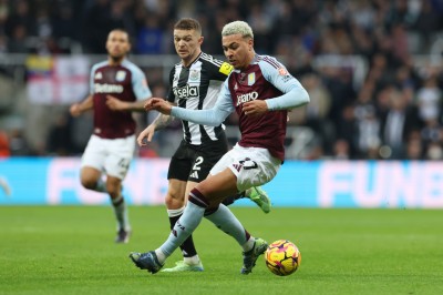 ވިލާއިން ނިއުކާސްލް ބަލިކޮށް، ހަވަނައަށް