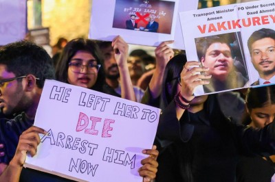 ޒުވާނުންގެ މުޒާހަރާ؛ ނިޒާމީ މައްސަލަތައް ހައްލުކުރުމަށް ލިބޭ ރަނުގެ ފުރުސަތެއް