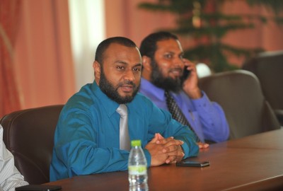 ކެބިނެޓުން ވަކިވެ، އަދާލަތާ ގުޅި، ރައީސްކަމަށް ވާދަކުރައްވާނަމަ މަރުހަބާކިޔާނަން: އިމްރާން