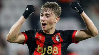 ހުއިސެން ރެއާލްއަށް ސޮއިކޮށްފި