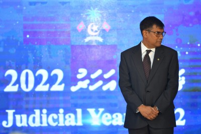 އުއްތަމަފަނޑިޔާރު މުއުތަސިމް ރިޓަޔާކުރައްވަން ހުށަހަޅުއްވައިފި