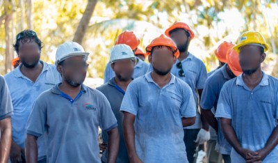 ވަޒީފާ ދީގެން ސިޔާސީ ''އަޅުންނަށް'': ކިހާ ދުވަހަކު މިހެން ހިންގޭނެ؟