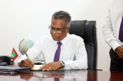 ގުރަލުގެ ހަޅޭކު: ޝަކުވާ ހުށަހަޅާތީ މޭޔަރު އެދުނީ އަމިއްލައަށް އިސްލާހުކުރަން