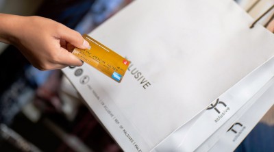 ބީއެމްއެލް ކާޑު ބޭނުންކުރުމުން، ބައެއް ފިހާރަތަކާއި ކެފޭތަކުން 45 ޕަސެންޓާ ހަމައަށް ޑިސްކައުންޓް