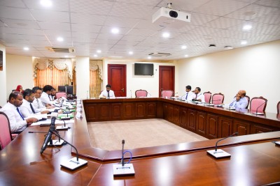 މާދަމާ ޖުޑީޝަރީ ކޮމިޓީގެ ބައްދަލުވުމެއް: އެޖެންޑާގައި ފަނޑިޔާރުން ވަކިކުރުމުގެ މައްސަލަ