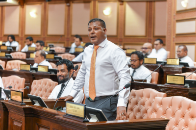 ކުރީގެ އެއާޕޯޓުތައް ވަނީ "ބަޔަކު ލޮލުން ކަރުނަ އަޅާ ވަރަށް" ވީރާނާވެފައި: އައްބާސް