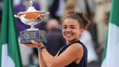 އިޓާލިއަން އޯޕަންގެ އަންހެން ސިންގަލްސް ތަށި 40 އަހަރަށް ފަހު އިޓަލީ ކުޅުންތެރިއަކަށް