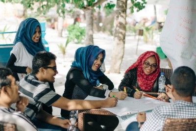 އާދަޔާ ޚިލާފު ޒުވާނެއް!