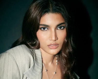 ސަލްމާންއަށް ބޮޑު ބޭބެ ކިޔާ އަލީޒޭ ދަރުމާ ޕްރޮޑަކްޝަންސްއަށް