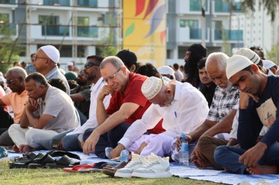 އަމާން މުޖުތަމައެއް ބިނާކުރެވޭނީ އެއްބަނޑު އެއްބަފާ ބަޔަކަށްވެގެން: ޚުތުބާ