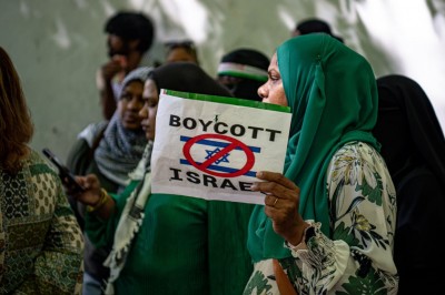 އިސްރާއީލް ޕާސްޕޯޓް މަނާކުރުމުން ބައިނަލްއަގުވާމީ ގޮތުން އުނދަގޫތަކެއްވި ނަމަވެސް ޓޫރިޒަމަށް ގެއްލުމެއް ނެތް: ޚަލީލް