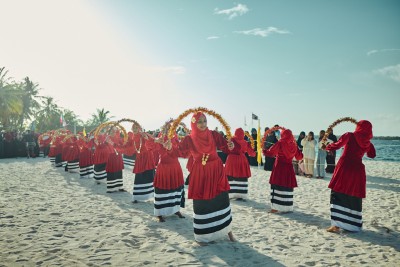 ޢީދު ނިންމާފައި އެނބުރި މާލެ އަންނަންވީމާ ހިތްދަތިވޭތަ؟