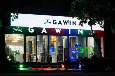 ޓޫ އޮފް އަސްގެ ފޯރިގަދަ ހަރަކާތަކާއެކު، ގަވިންގެ އައު ފިހާރަ ހުޅުވުން ބުދަ ދުވަހު