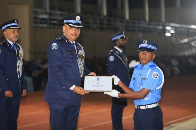 އާއިލާއާއި ޚިދުމަތަށް ހުތުރު ނަމެއް ލިބޭފަދަ އަމަލެއް ނުކުރުމަށް ތަމްރީނުވި ފުލުހުންގެ ކިބައިން ނަވީން އެދިވަޑައިގެންފި