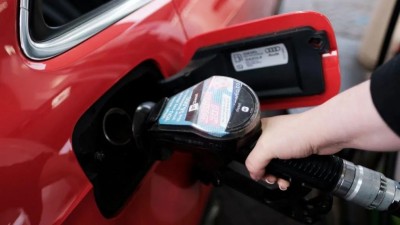 އިސްރާއީލުން އީރާނަށް ހަމަލާދިނުމާ އެކު ތެލުގެ އަގު އުފުލިއްޖެ