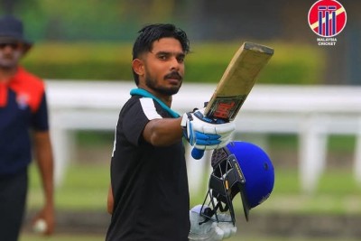 މެލޭޝިއާގެ ކްރިކެޓް މުބާރާތެއްގައި ރާއްޖޭގެ ތަރި އަޒްޔާނުގެ ސެންޗަރީއެއް