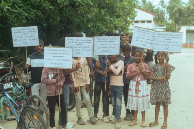 މަލިކުގައި ދިވެހިބަސް ކިޔައިދިނުން ހުއްޓުވުމާ ދެކޮޅަށް ވަގުތީ އަމުރެއް ނެރެފި