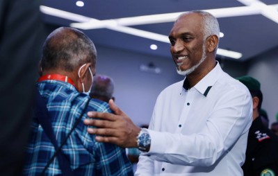 އަރަފާތު ބިމުގައި ހުންނަވައި ރައީސް ގޮވާލެއްވީ އެއްބައިވަންތަވާން