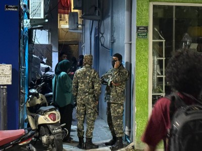 ސިފައިންނާއި ފުލުހުން ހިންގި ކައުންޓާ-ޓެރަރިޒަމް ހަރަކާތުން ހައްޔަރުކުރި މީހުންނަށް ދައުވާކުރަން ފޮނުވައިފި