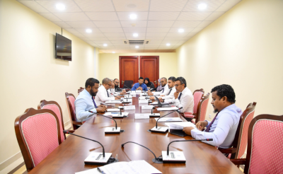 ގެދޮރުވެރިކަމުގެ ކޮމިޓީ ނުބާއްވާކަމުގެ ކަންބޮޑުވުން ފާޅުކުރުމާއެކު ކޮންމެ މަހަކު ކޮމިޓީ ބާއްވަން ނިންމައިފި