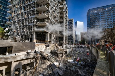 އީރާނުން އިސްރާއީލުގެ ހޮސްޕިޓަލްތަކަށް ހަމަލާދޭއިރު ދުނިޔެ އޮންނަނީ ކުޅި ބަލަން: އިސްރާއީލު